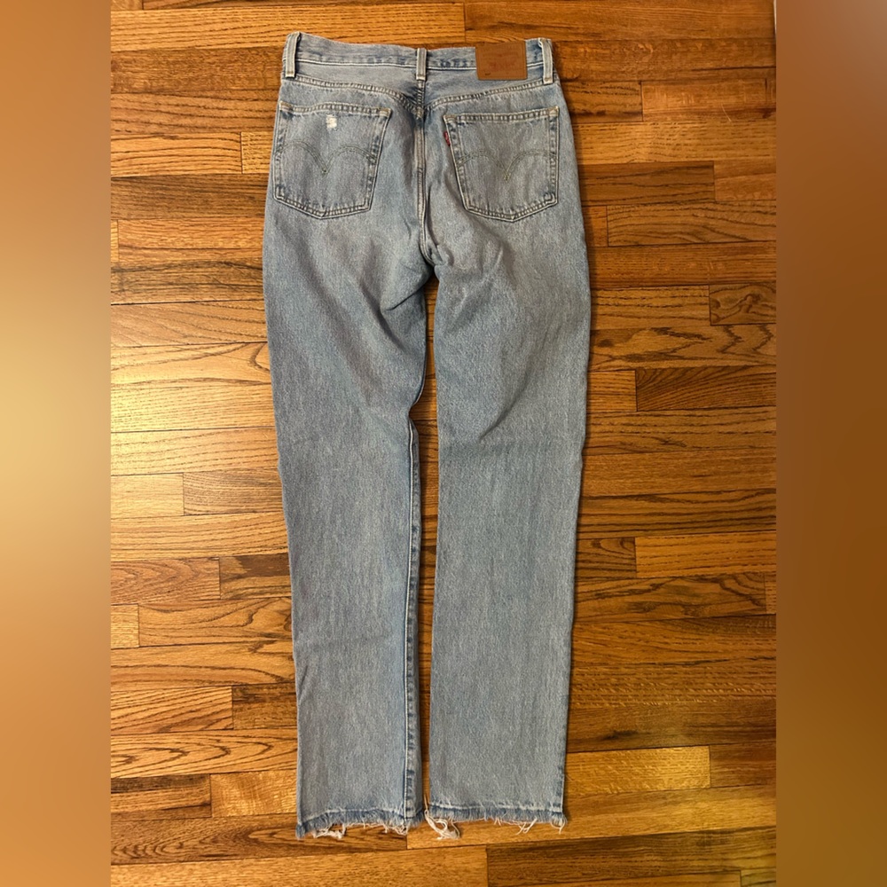 Levi’s 501 Original Fit Women’s Jeans - Picture 6 of 14